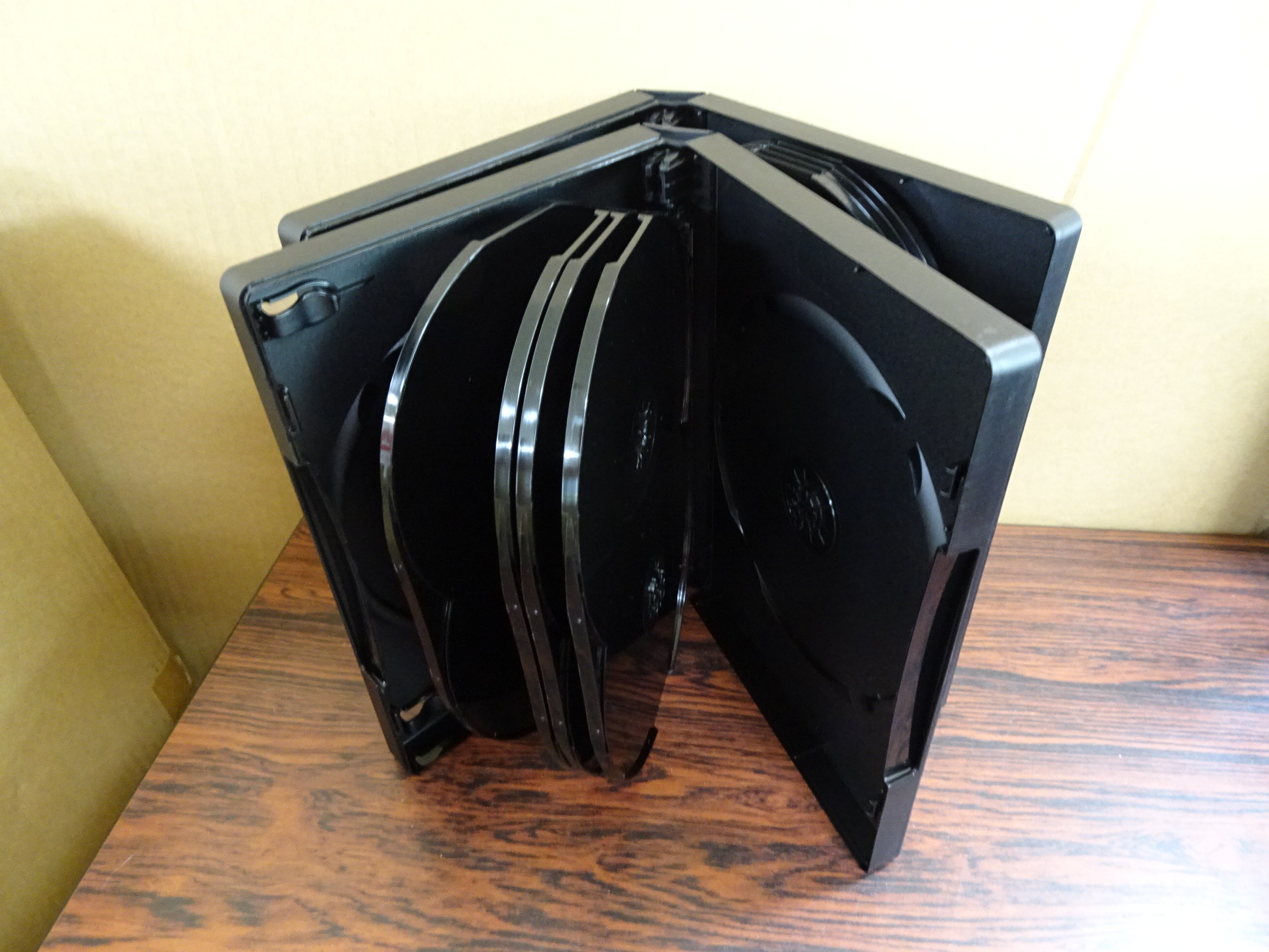 DVD組立作業
